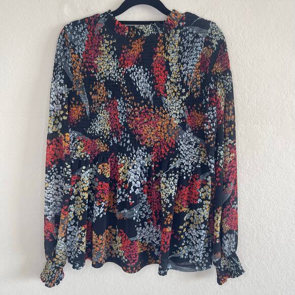 Anthropologie Akemi + Kin Adria Smocked Floral Top Black Multicolor - Size M - Picture 7 of 8